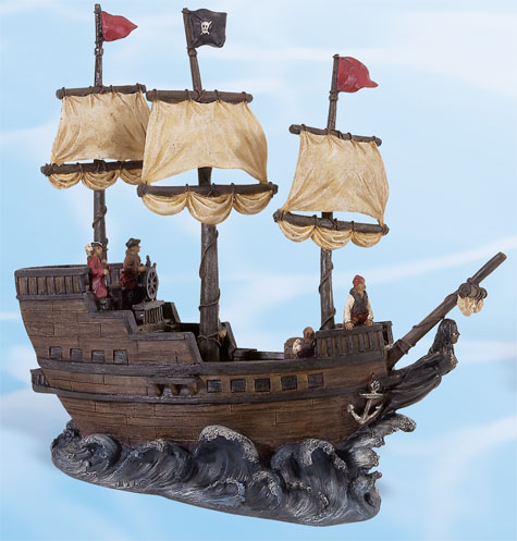 pirateships at sea pics
