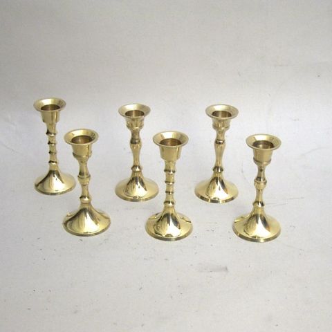 It's free shipping made easy Quick Candles offers a variety of glass votive candle holders for any occasion. Buy our bulk votive candle holders to maximize the burn time of your candles. JavaScript seems to .